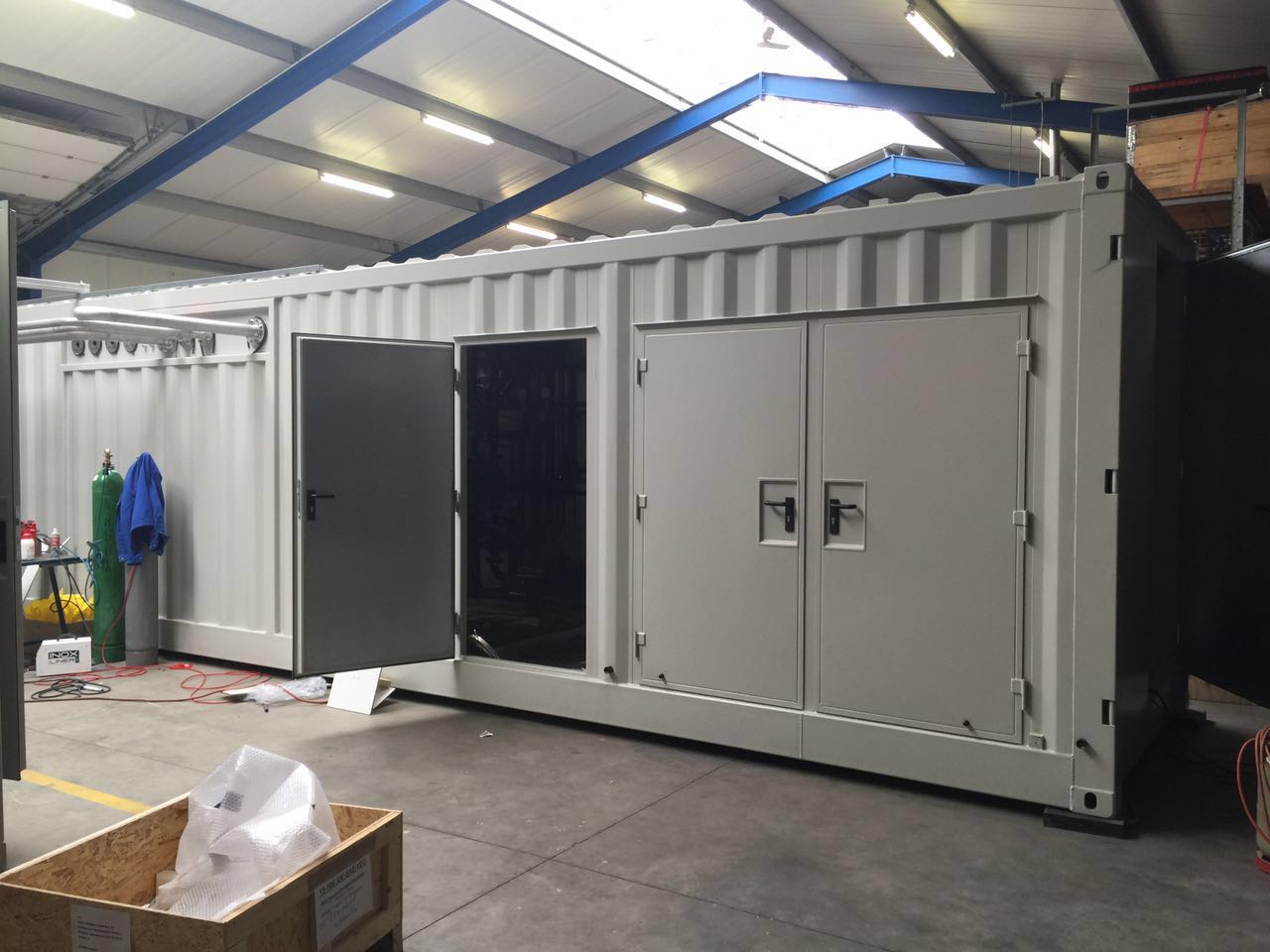 شييد مبنى تخزين السبائك