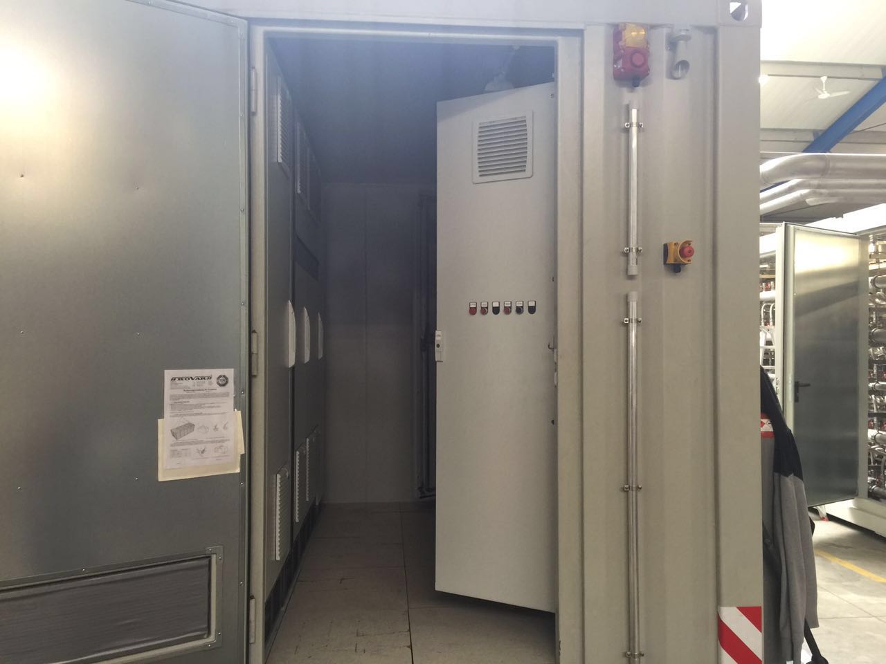 شييد مبنى تخزين السبائك